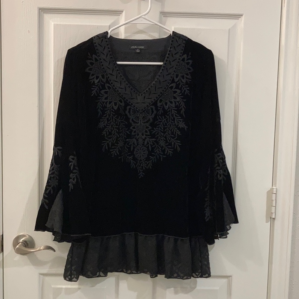John mark velvet top